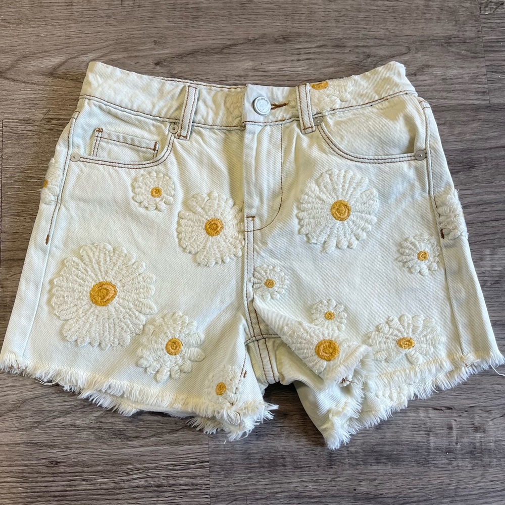 “Daisy Dukes” BLANKNYC The Perry Shorts